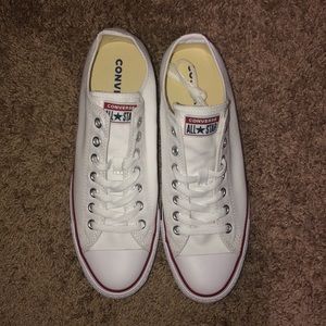 WHITE LOWTOP CONVERSE